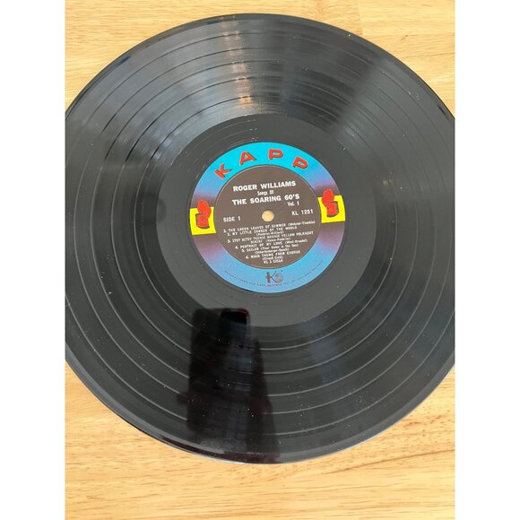 Roger Williams Songs Of The Soaring 60s Vinyl Record KL 1251 Vintage Album - Picture 3 of 4